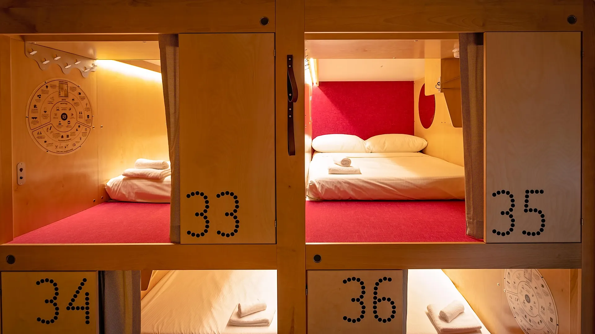 Pangea Pod Hotel (Adults Only) Whistler Canada